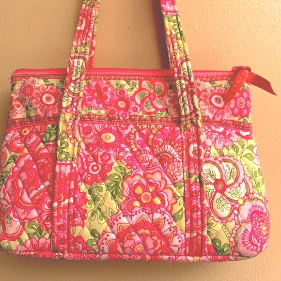 Vera Bradley quite pink and green bag - Picture 4 of 12